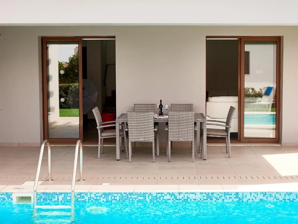 Angie Luxury Beach Villas Ayia Napa